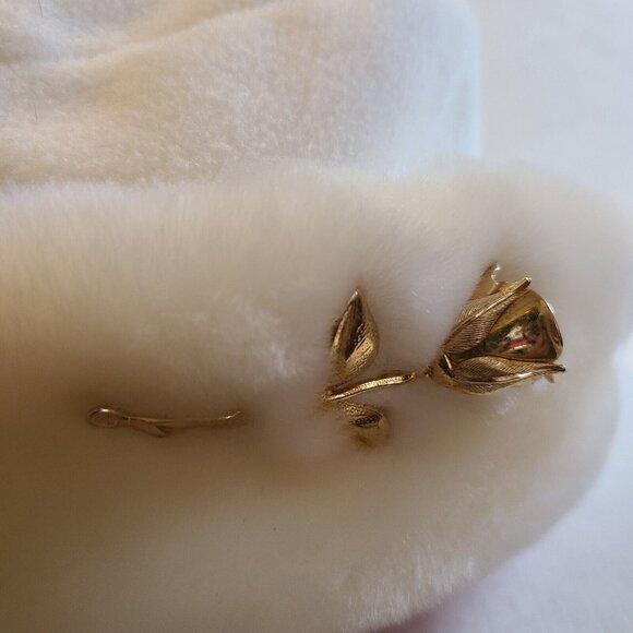 Vintage Reflections faux Ivory Fur Short Brim Quilting Hat Retro WOMEN Rose Pin - Picture 5 of 16